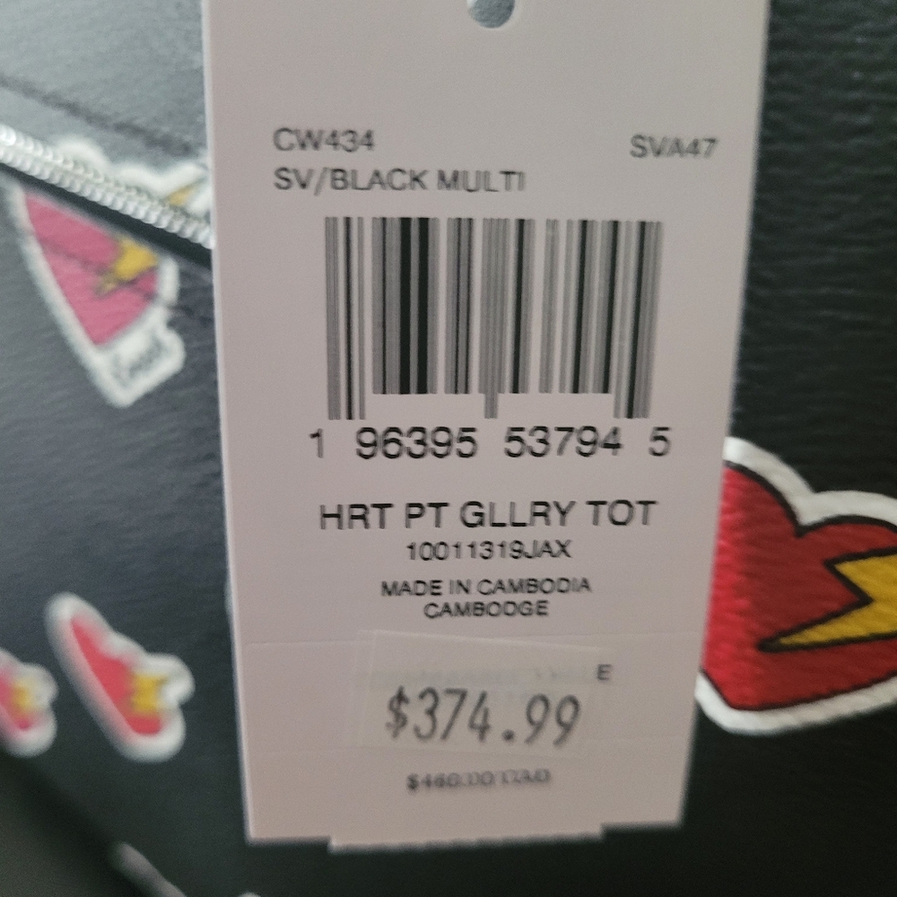 COACH GALLERY TOTE BAG, HEART BOLT PRINTNEW WITH TAGS - Picture 9 of 13